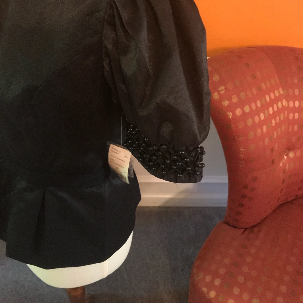 Jacket - Picture 2 of 4